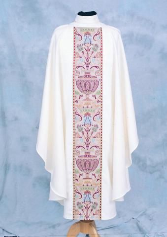 Coronation Chasuble With Metallic Brocade
